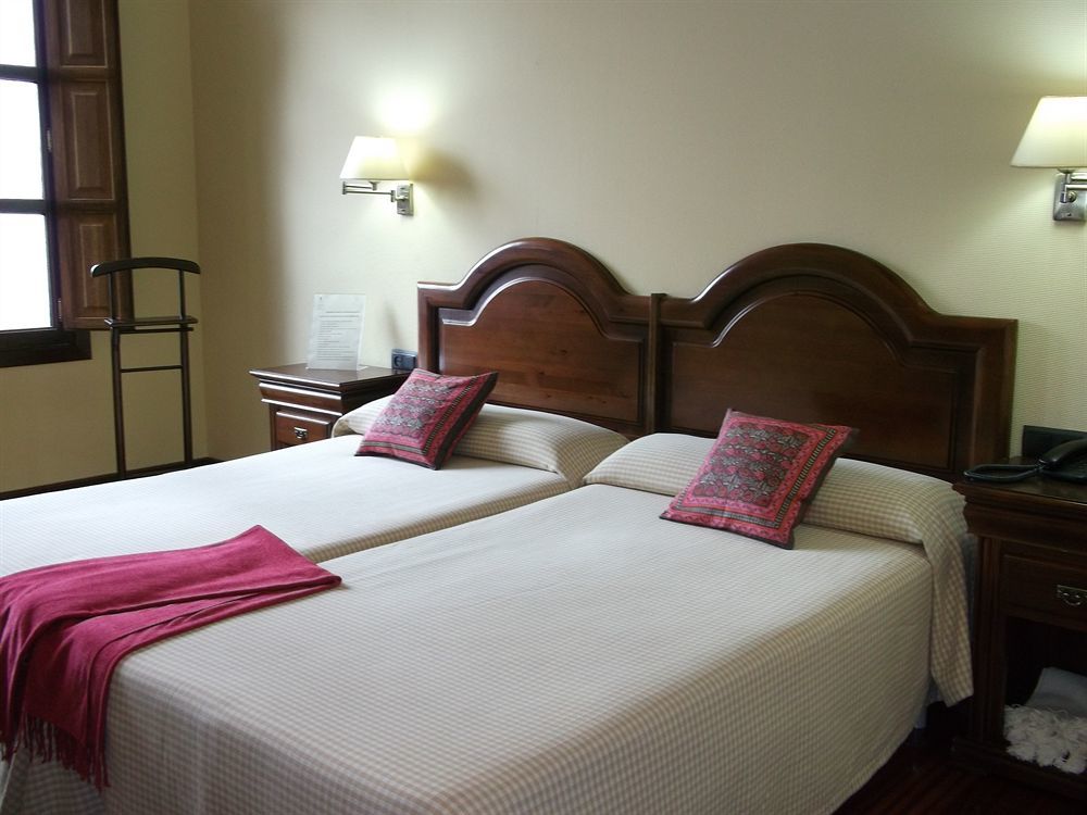 Hotel Rua Villar Сантяго де Компостела Екстериор снимка