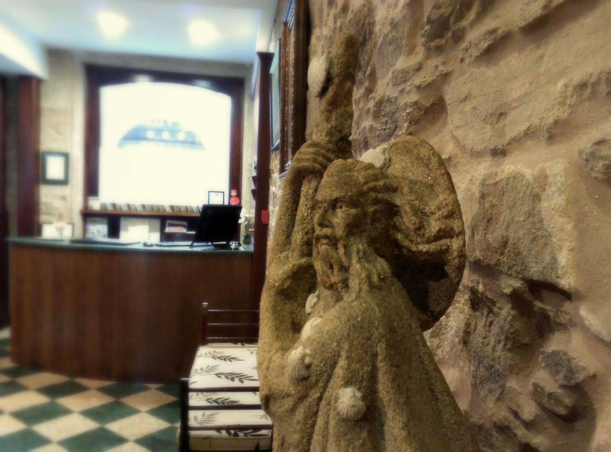 Hotel Rua Villar Сантяго де Компостела Екстериор снимка